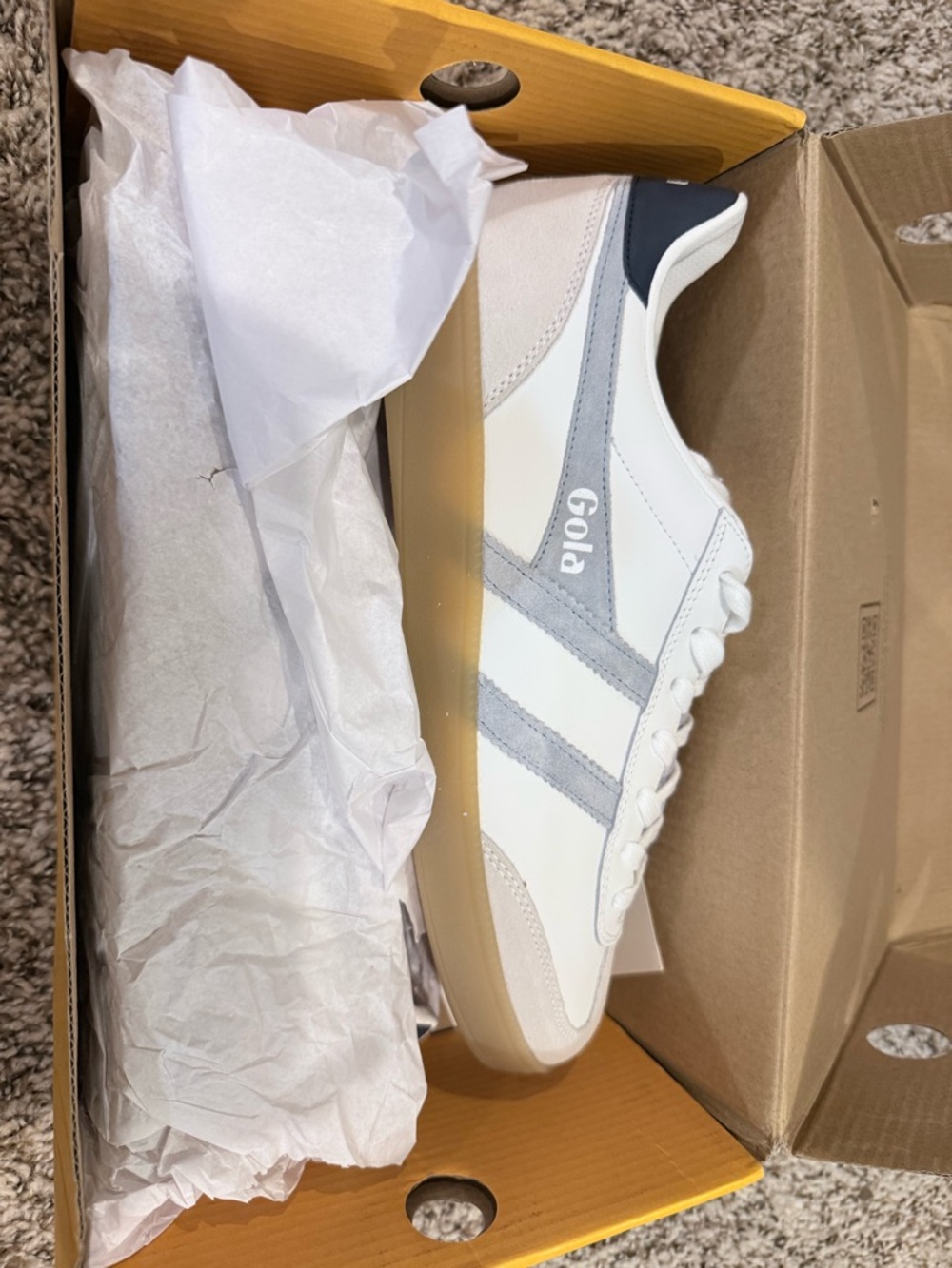Gola Men's White & Gray Retro Trainer with Gum Sole